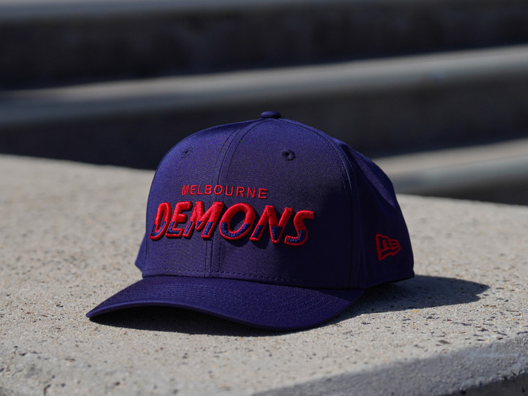 Melbourne Demons New Era 970 Split Stretch Cap