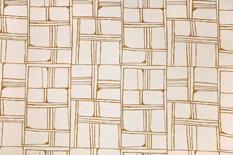 Tobacco – Hand-drawn tobacco-toned geometric pattern forming irregular squares and rectangles on natural linen, with an artisan, grid-like design.