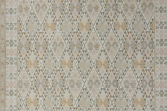 Hideaway grasscloth raffia wallpaper in slate grey, an artisanal ikat-style design by Kit Kemp for Christopher Farr Cloth. Printed on woven raffia with layered tonal variations, perfect for sophisticated interiors.