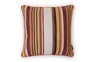 Olas cushion 45x45cm in Arancio with self-piped edge for performance/outdoor use
