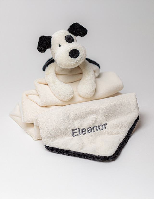 Black und Cream Puppy Kuscheltuch