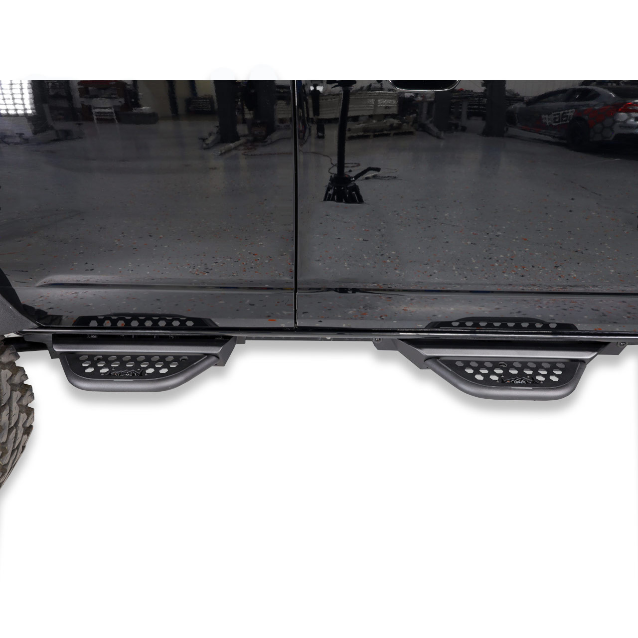 IAG I-Line Small Side Steps 4 pcs for use without Factory Rock Rails 21+ Ford Bronco 4DR - Installed 2