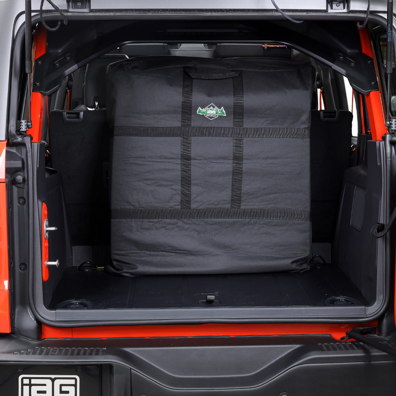 IAG I-Line Front Top Panel Storage Bag for 2021+ Ford Bronco Installed 2