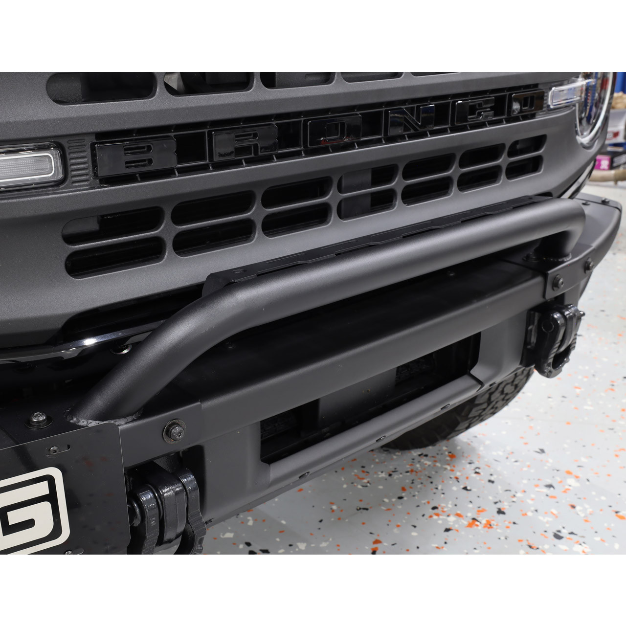 IAG I-Line Mini Bull Bar with Integrated Light Mount for 2021+ Ford Bronco w/Modular Bumper - Installed IAG I-Line Mini Bull Bar with Integrated Light Mount for 2021+ Ford Bronco w/Modular Bumper - Installed