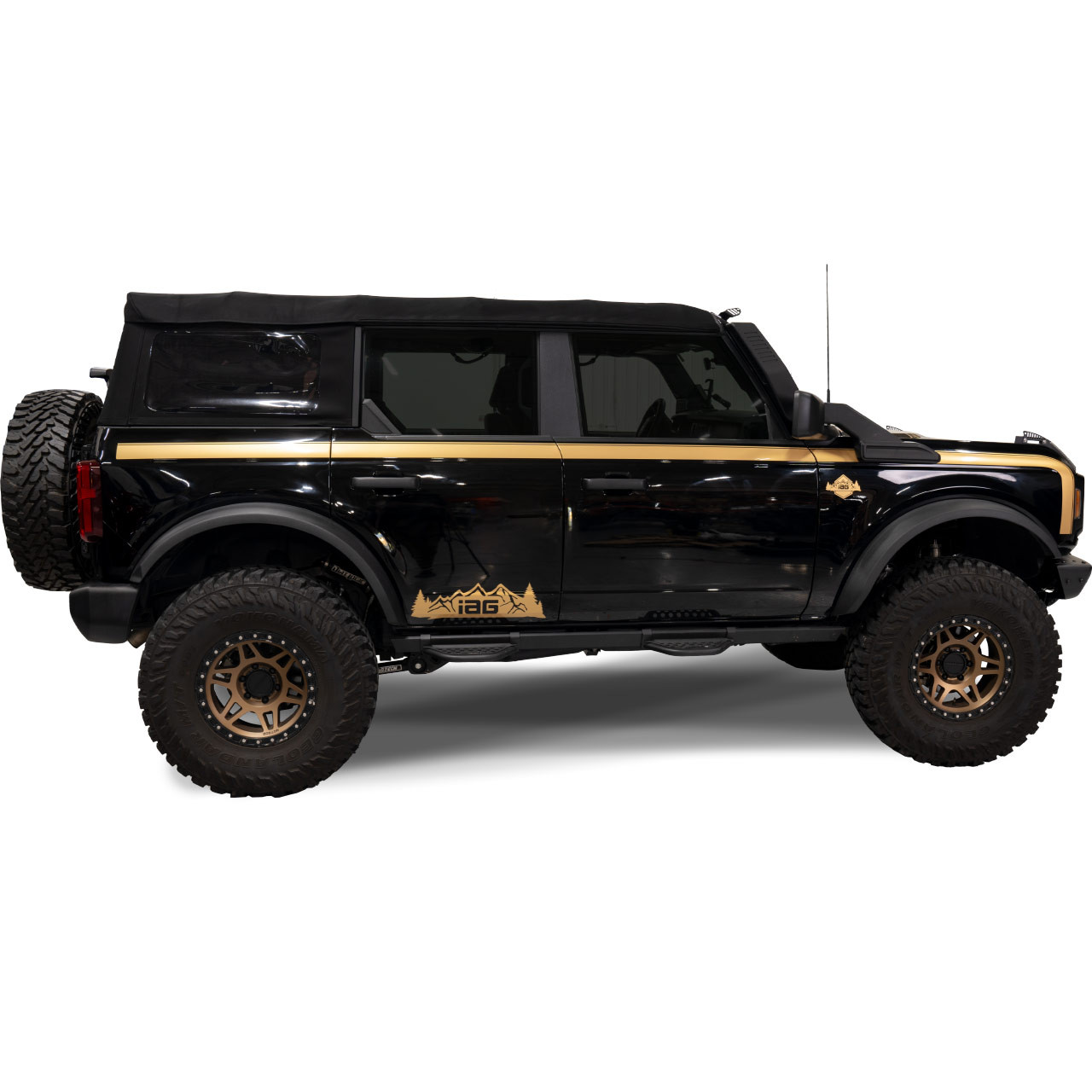 IAG Off-Road™ Gold Boss Style Vinyl Side Stripe Kit fits 2021+ Ford Bronco 4 Door - Installed