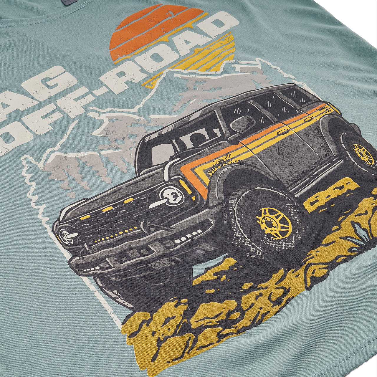 IAG Off-Road Women's Retro Mountain Stonewash Green Tank Top - Graphic Angled