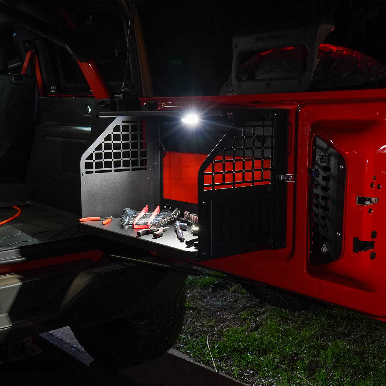 IAG Off-Road Multilevel Tailgate Table Light For 2021+ Ford Bronco - At Night
