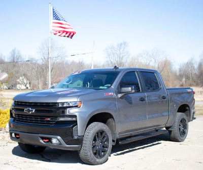 Fishbone Offroad 2019+ Chevrolet Silverado 1500 Double Cab Oval Side Steps - Black Textured - FB21383 Fishbone Offroad 2019+ Chevrolet Silverado 1500 Double Cab Oval Side Steps - Black Textured - FB21383