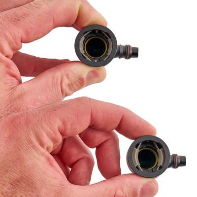 IAG 5/8" x 3/8" Hose Barb to SAE Quick Connect 90 Degree - Function