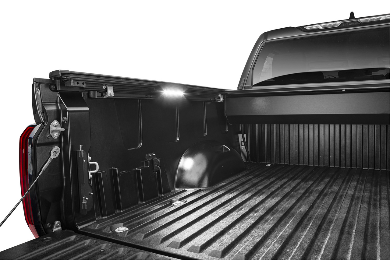 Retrax 22-23 Toyota Tundra 6.5ft. Bed (w/Deck Rail Sys) Retrax EQ - EQ0863