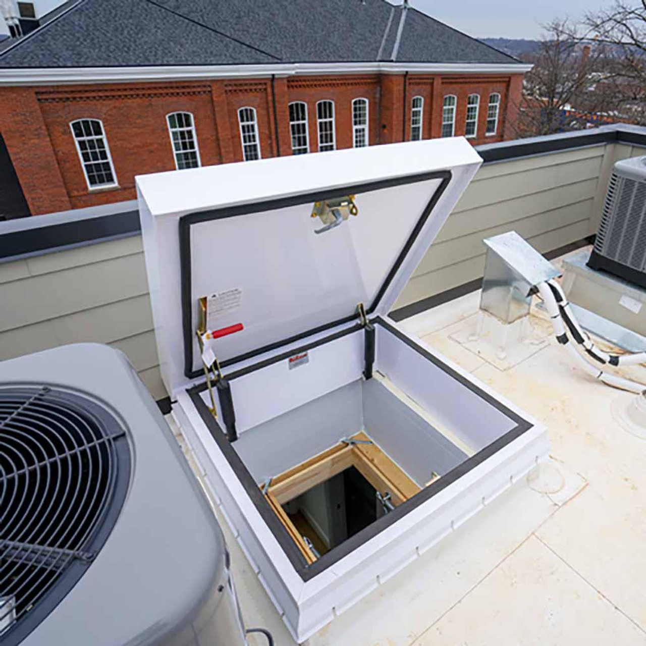 Thermally Broken Ladder Access Roof Hatch 36"x36" Premium