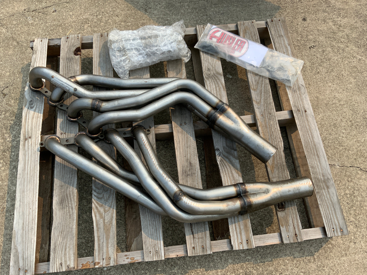 45690 - Hedman Husler LS Engine Swap Headers 67-87 Chevy Truck