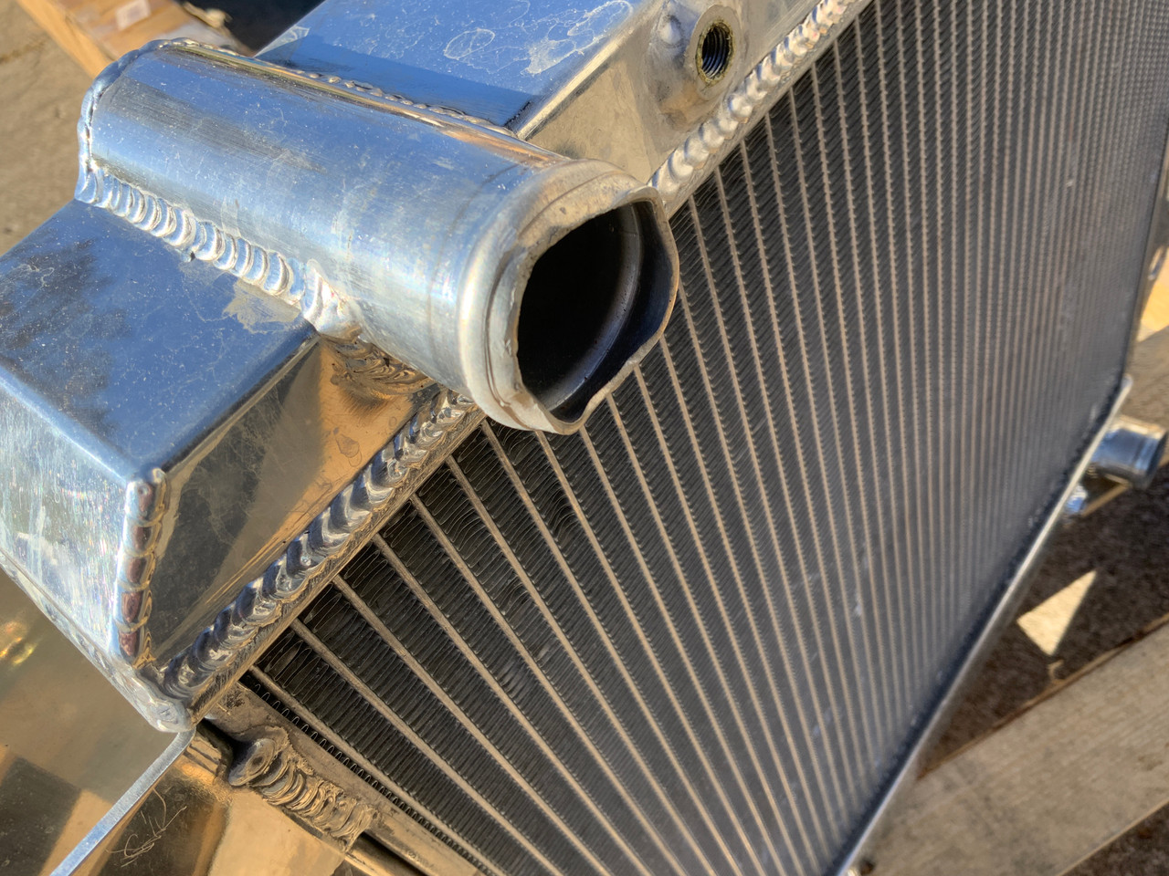 FB172 - Frostbite Cooling Aluminum Radiators 87-95 Wrangler SBC swap Chevy