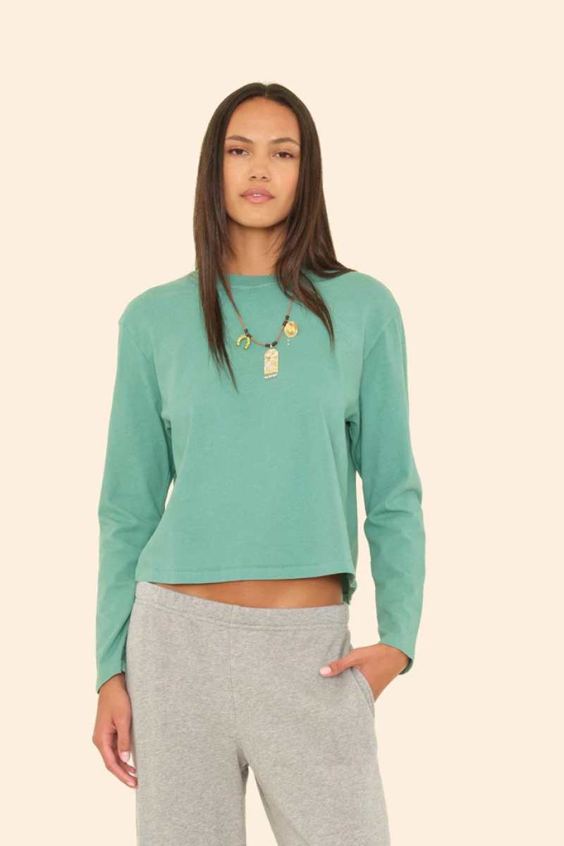 Xirena Terrance Tee Field Green front view