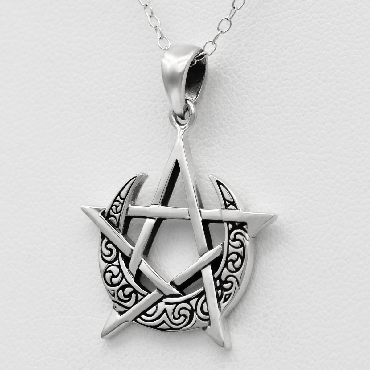 Wiccan amulet : Moon Pentagram Witchcraft Necklace .925 Sterling Silver