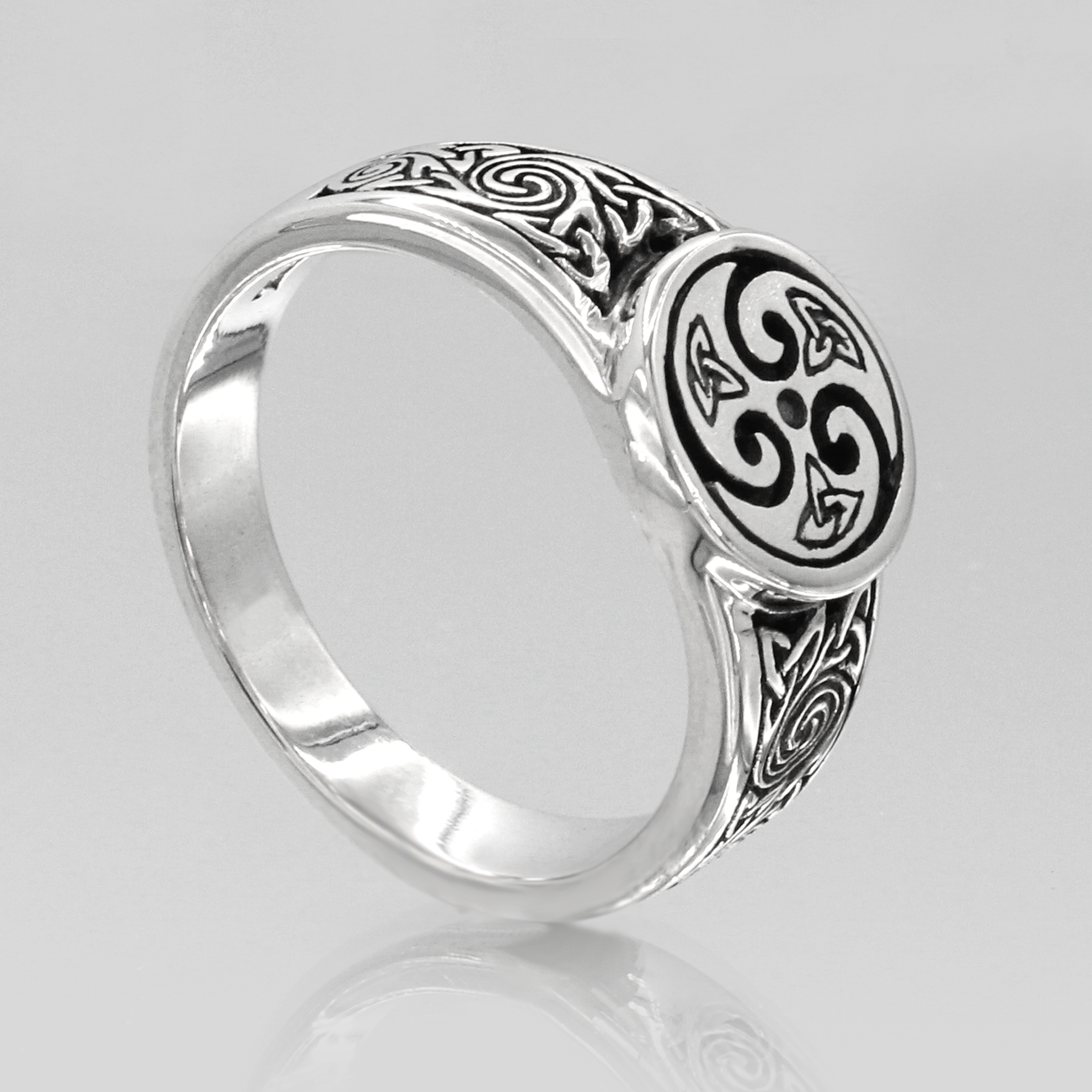 Celtic Knot Spiral Ring Triquetra Ring : Celtic Knot Triskele Spiral Ring - Druid Band - Pagan Jewelry - Witch Store Supplies