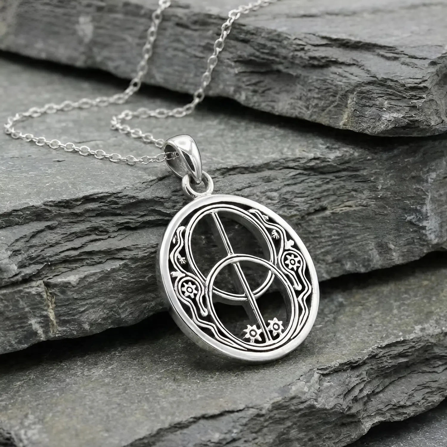 Chalice Well Amulet 925 Sterling Silver Vesica Piscis Jewelry