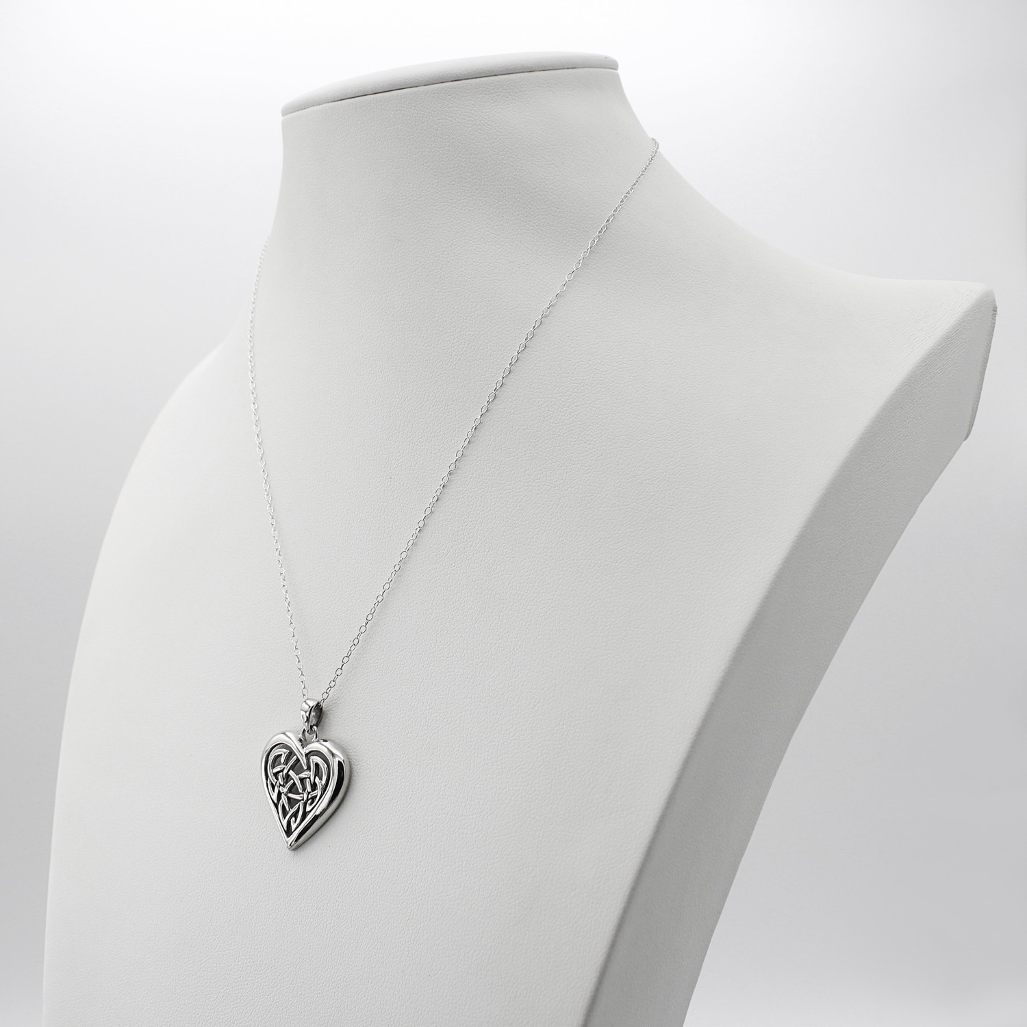 925 sterling silver Celtic love necklace heart pendant amulet charm