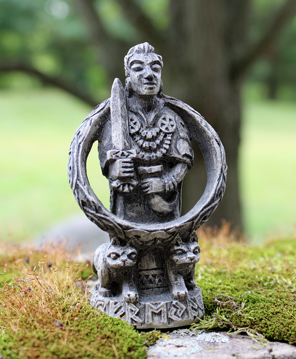 Freya Figurine - Goddess of Love and War