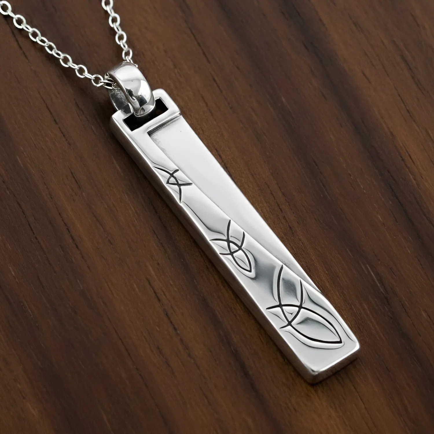 Triquetra Pendant Necklace with Three Etched Trinity Knots in Silver