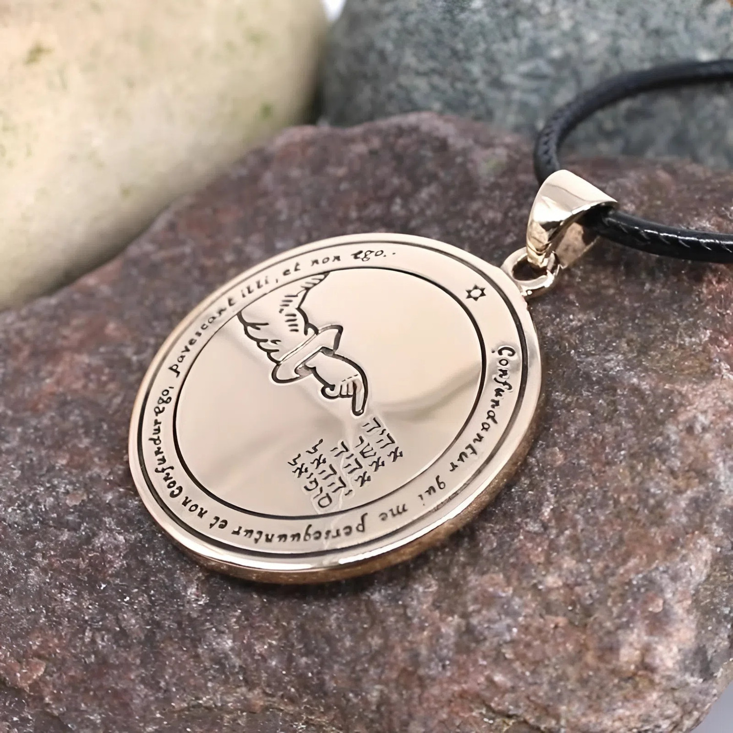 Fourth Pentacle of the Moon