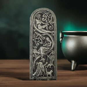 Maiden, Mother, Crone Plaque Goddess Wall hang | Samhain Decoration | Witch and Wiccan gifts | Witch Wall Decor