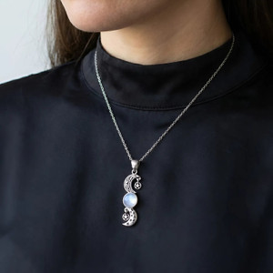 Wicca Moon Goddess Celtic Crescent Pentacle Moonstone Pendant