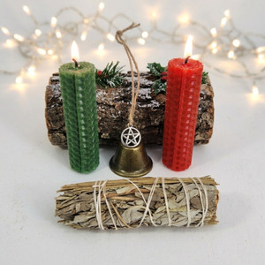 Welcome the return of the sun with winter witchcraft and evergreen magic. This Yule ritual kit brings cozy occult charm to your Yule altar and solstice ritual.