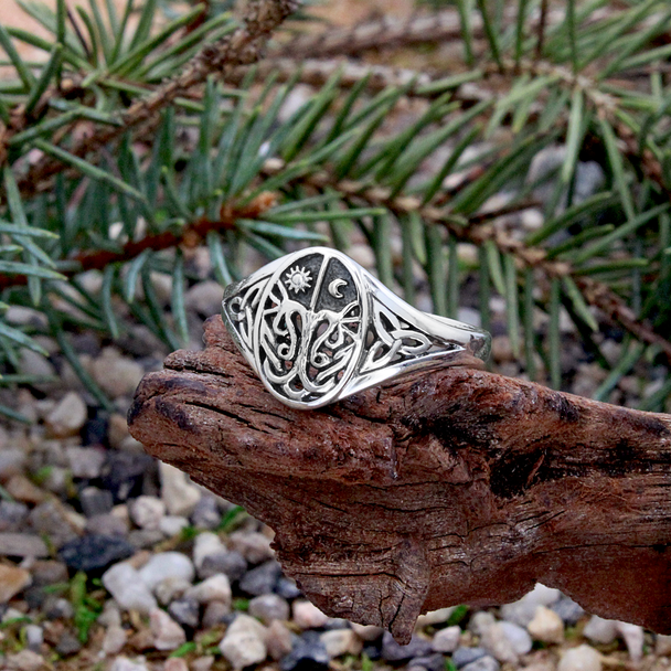 This stunning piece of pagan jewelry is a powerful talisman for anyone on the path of Wicca or witchcraft. The intricate design merges Druid and Celtic knotwork with the central Tree of Life symbol, representing the interconnectedness of all things. It's a perfect addition to your magical toolkit, whether for daily wear to honor your craft or as a focus in your rituals. This ring is more than just an accessory; it's a declaration of your connection to the ancient traditions and the energies of nature.