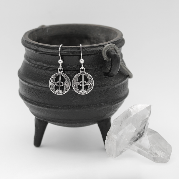 Chalice Well Earrings | Celtic Pagan Jewelry | Enchanting Goddess Adornments | Handcrafted Gifts