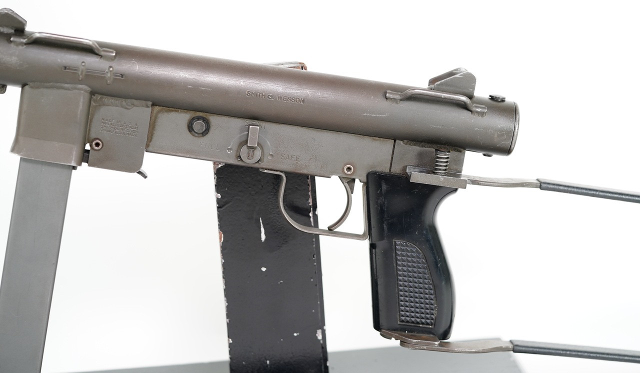 Discover the Iconic Smith and Wesson Model 76 9mm Firearm
