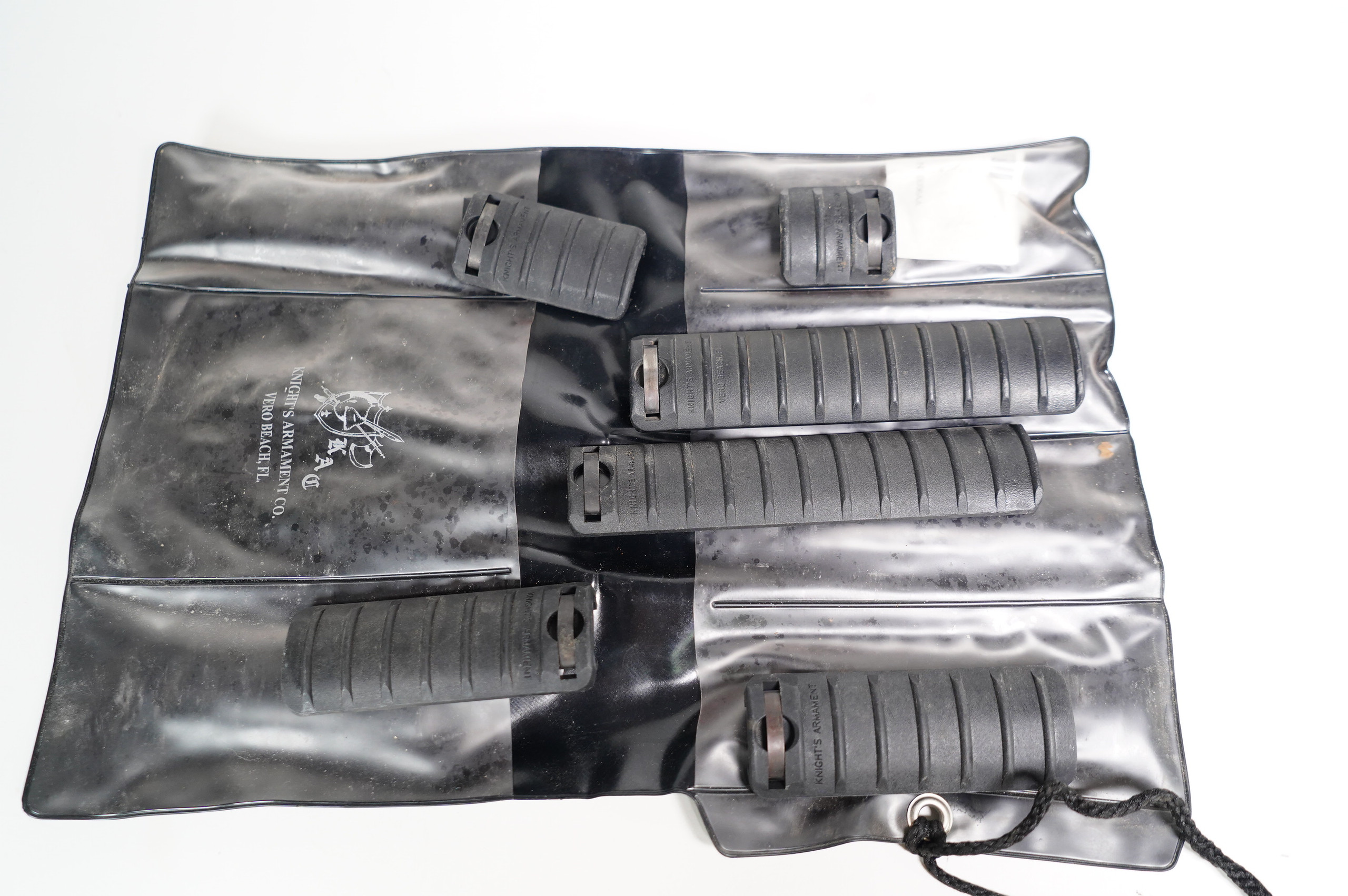 Knight's Armament Rail Cover Kit RAS with case