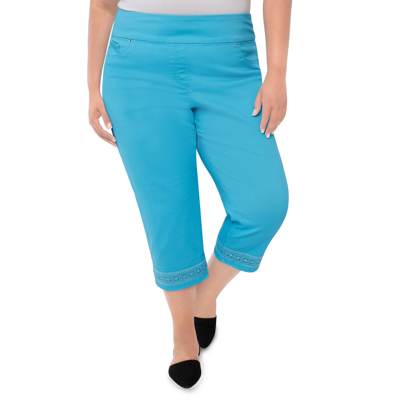 Plus Women's Stretch Denim Capri with Lace Finish