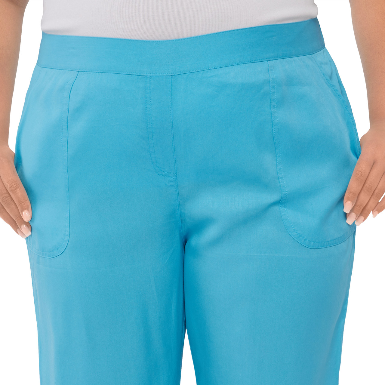 Blue 32° Degrees Cool Women's soft comfort pull-on ankle length travel pants