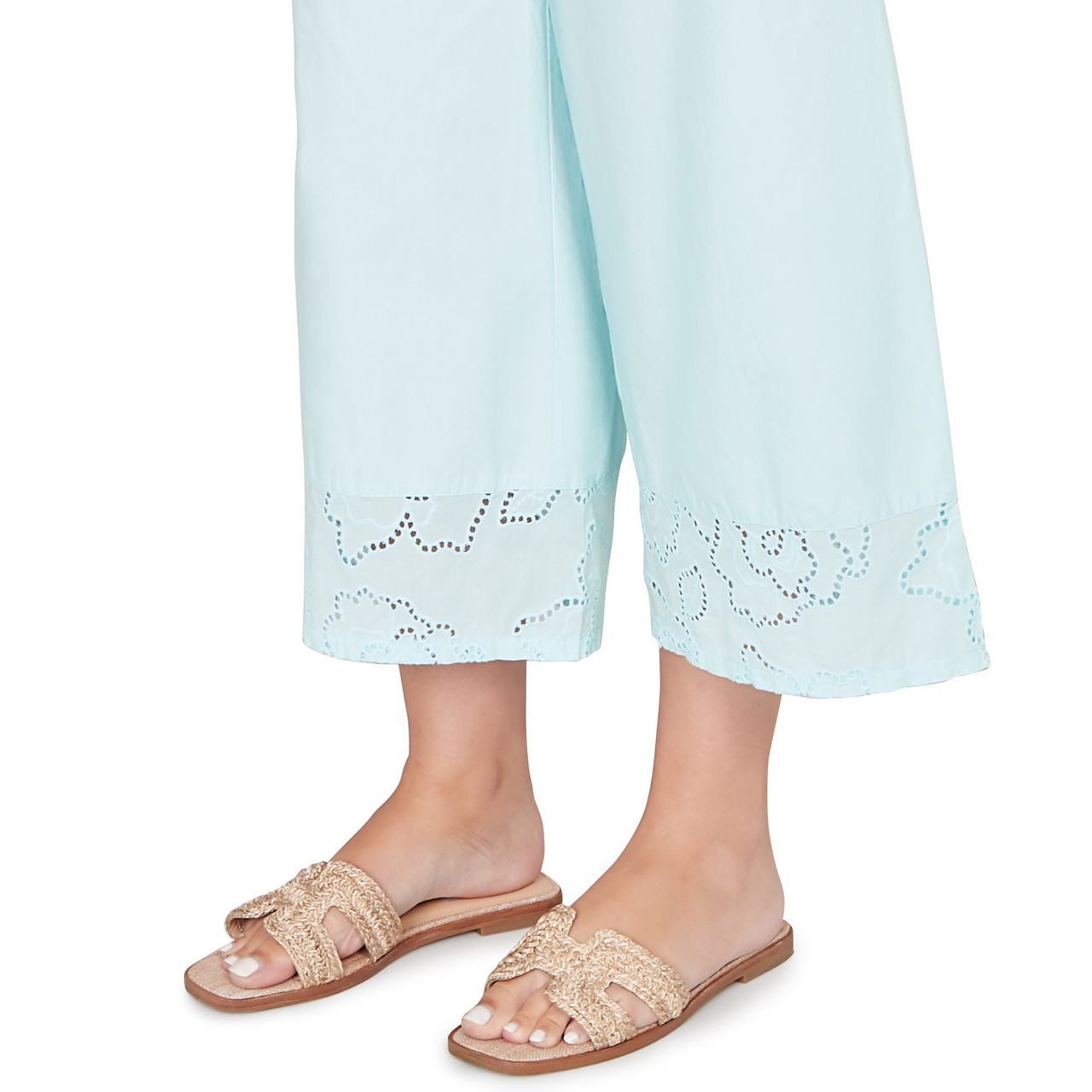 Plus Women's Poplin Eyelet Trim Pull On Capri | Ruby Rd.