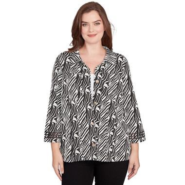 Petite Women's Zebra Collared Knit Swing Jacket