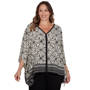Plus Women's Geo Border Print Crepe Tee