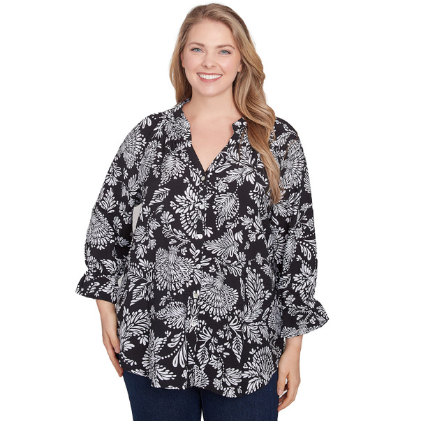 Plus Women's Monotone Floral V-Neck Top