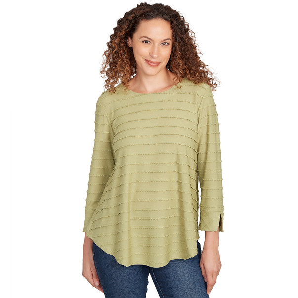 Petite Women's Scalloped Jacquard Knit Top