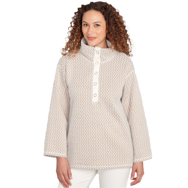 Women's Zig Zag Snappy Sweater Knit Top