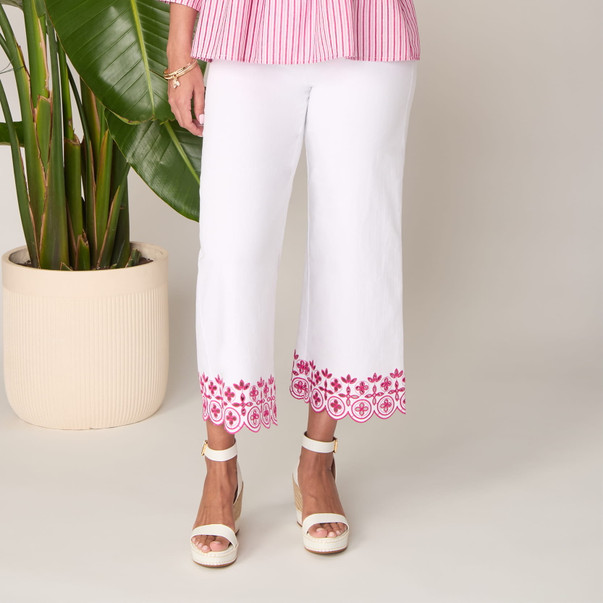 Plus Women's Embroidered Hem Colored Denim Pull On Capri