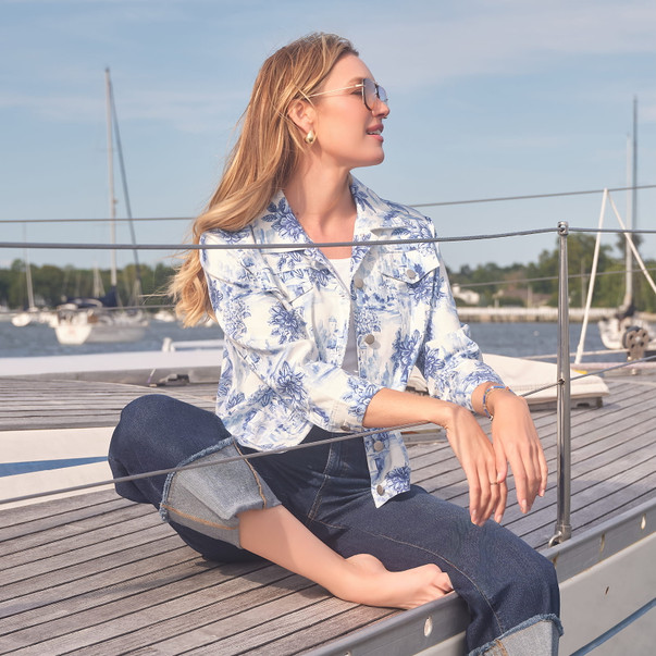 Plus Women's Toile Print Tencel™ Denim Jacket