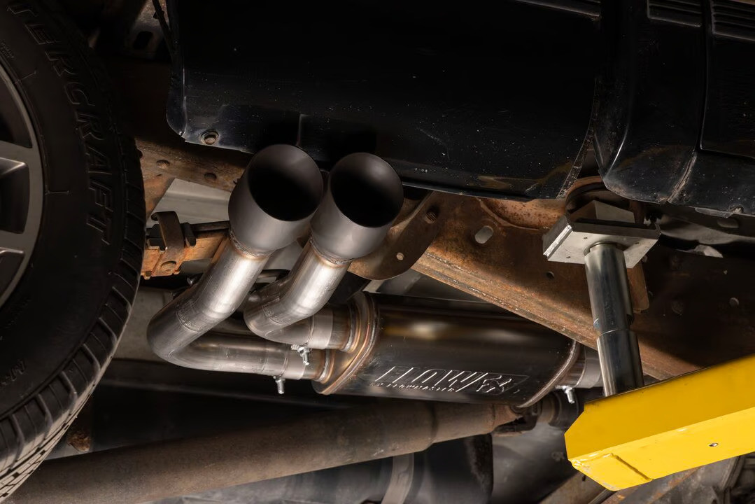Flowmaster 1996-99 GM 1500 5.7L Flow FX Cat-Back Exhaust System 718188