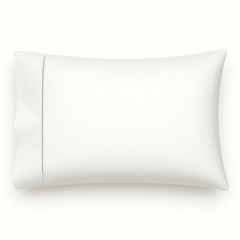 White - Luxury Italian pillow cases - Direct to Consumer.
Vero Linens solid Diamante fabric is the finest textile in our collection.  Diamante fabric is the finest 100% extra long staple cotton textile made. Available in White, Ivory and Sable. White - Luxury Italian pillow cases - Direct to Consumer.
Vero Linens solid Diamante fabric is the finest textile in our collection.  Diamante fabric is the finest 100% extra long staple cotton textile made. Available in White, Ivory and Sable.