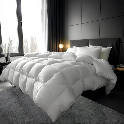 Our Regular weight Baffle-Box Down Comforter is an ideal weight for those that love in colder climates or enjoy a little more warmth at night. Light fluffy and cozy warm. Made in the USA