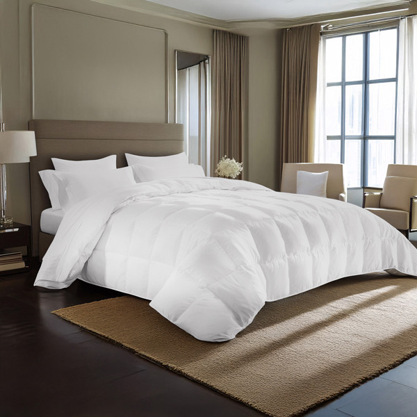 Shop our award-winning light weight Baffle-Box Down Comforter