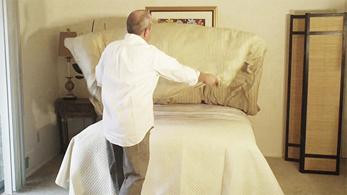 Once your duvet cover is stuffed, shake it from the foot