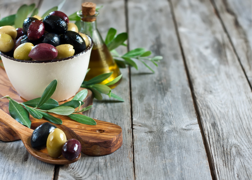 5 Amazing Benefits Of Olive Oil For Skin, Plus Expert Tips