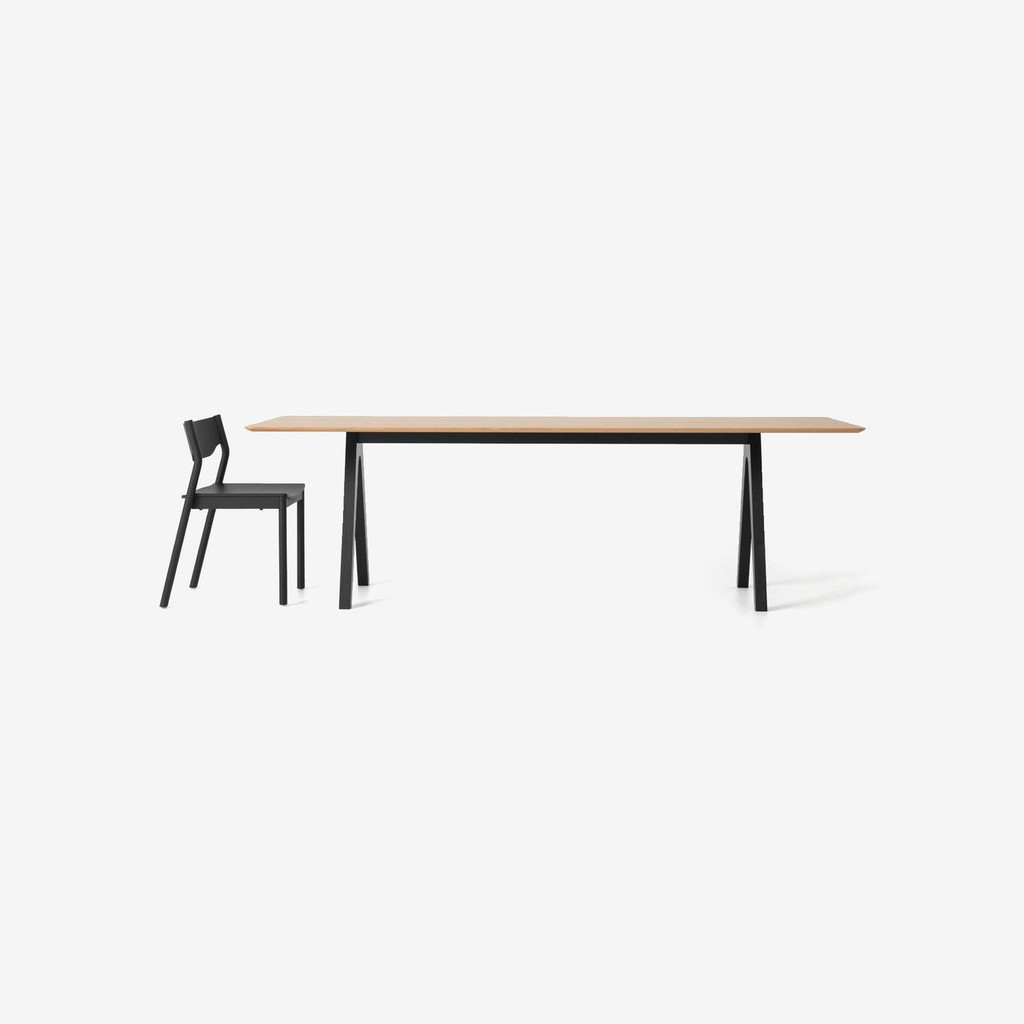 Scholar Table