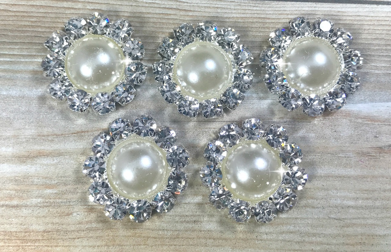 white flat back pearls